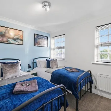 Hébergement de vacances Stylish House Sleeps 10 York